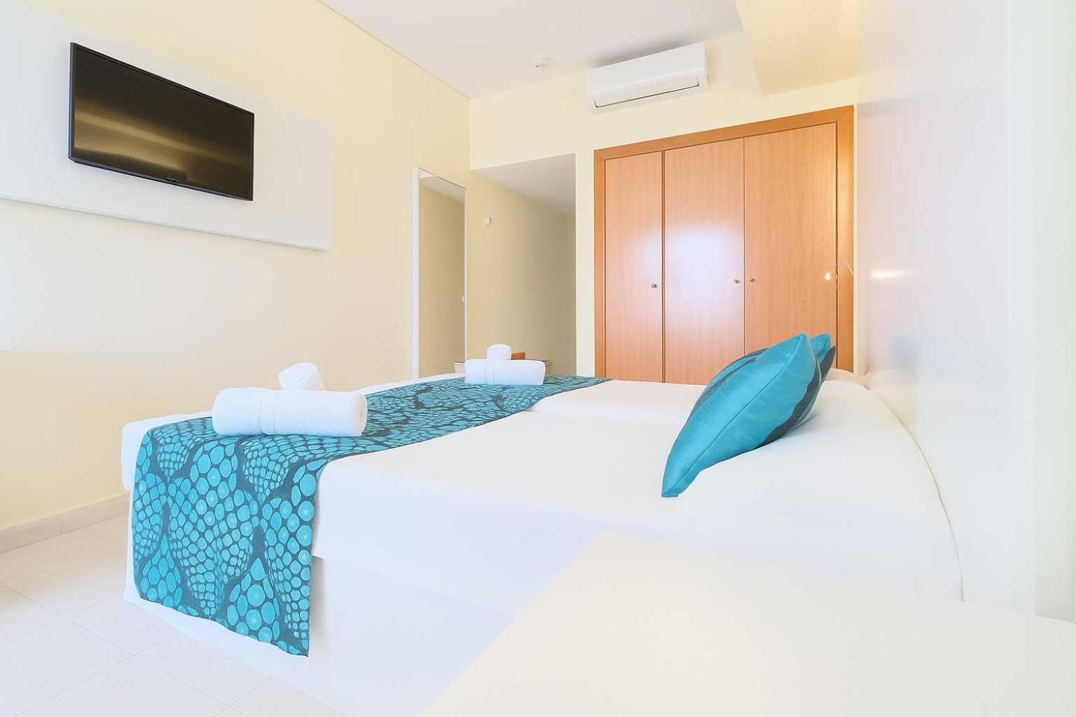 Hotel Azuline Pacific